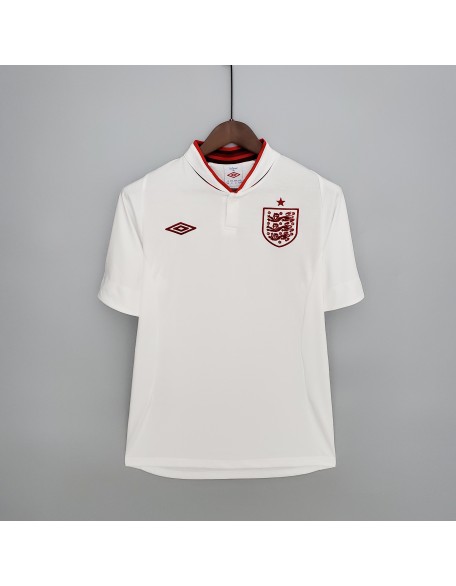 Inglaterra primera equipaciones Retro 2012
