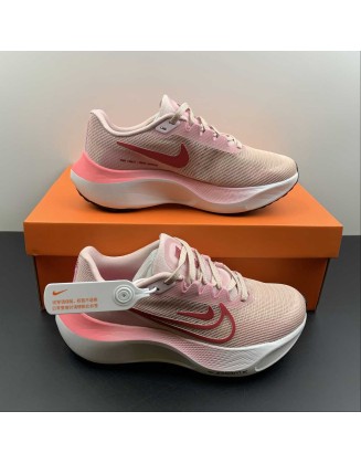 Zoom fly5